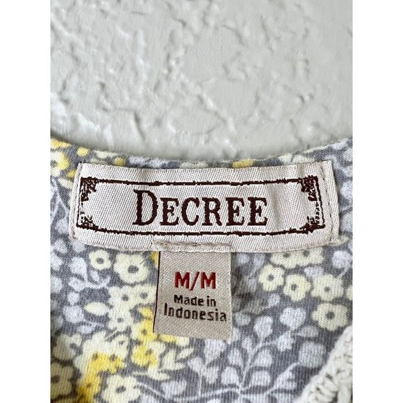 Vintage Y2K Gray & Yellow Floral Peplum Tank Top Decree GUC Womens Size M - Picture 3 of 9